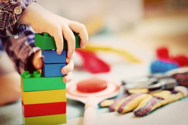 jeux éducatifs garde enfants